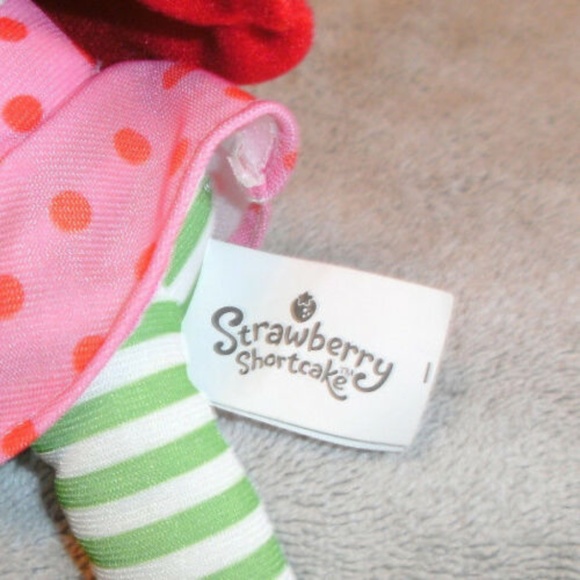 Kellytoy Strawberry Shortcake Plush Stuffed Animal Toy 16 in Tall New Doll - Picture 9 of 11